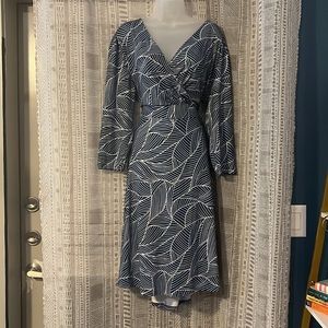 Navy 3/4 Sleeve midi dress